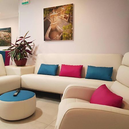 Hotel Avenida Plaza Альсира Экстерьер фото