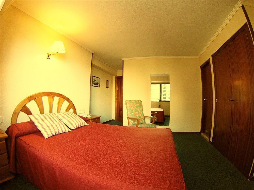 Hotel Avenida Plaza Альсира Экстерьер фото