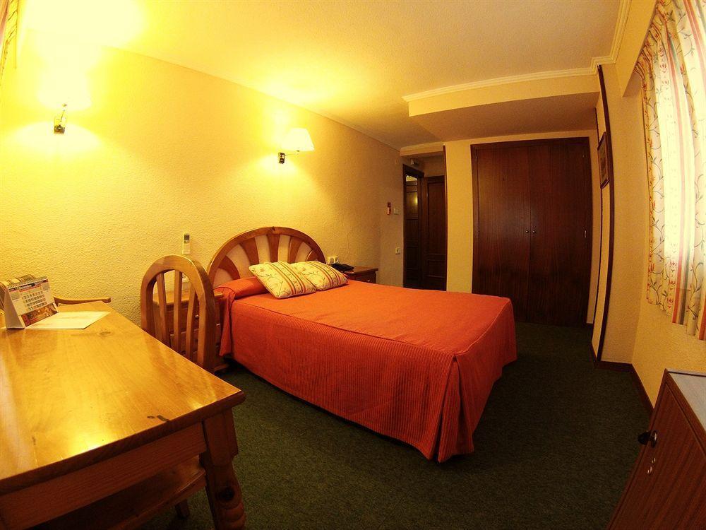 Hotel Avenida Plaza Альсира Экстерьер фото