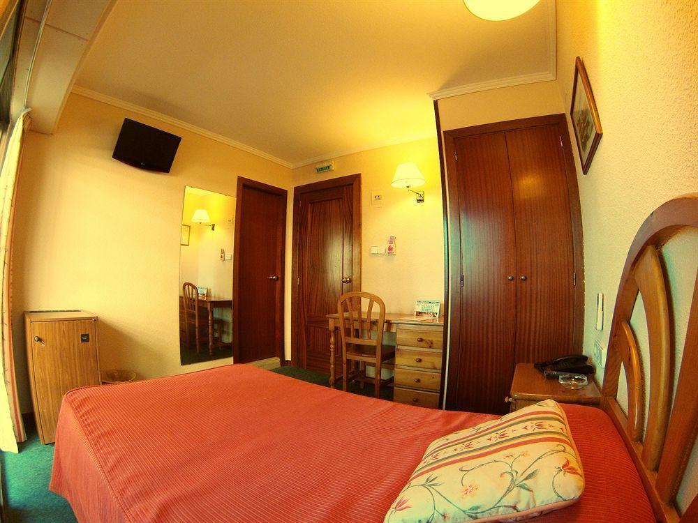 Hotel Avenida Plaza Альсира Экстерьер фото