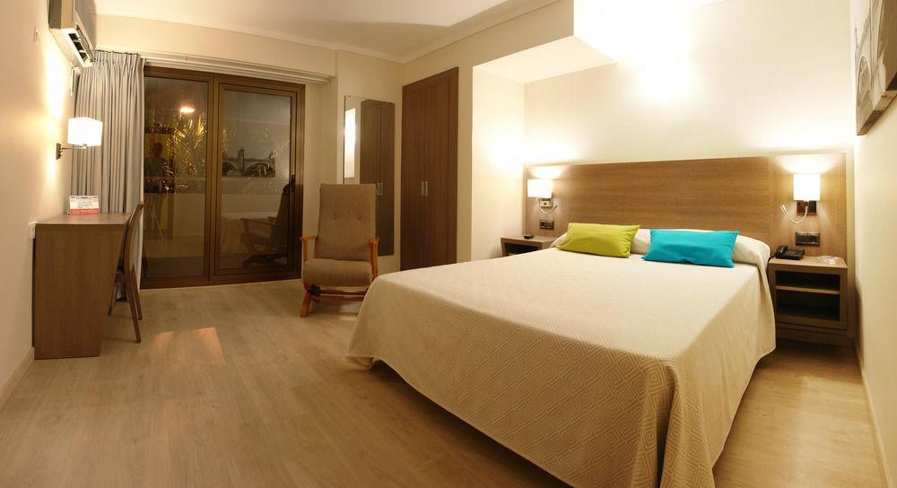 Hotel Avenida Plaza Альсира Экстерьер фото