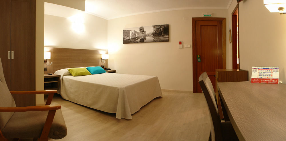 Hotel Avenida Plaza Альсира Экстерьер фото